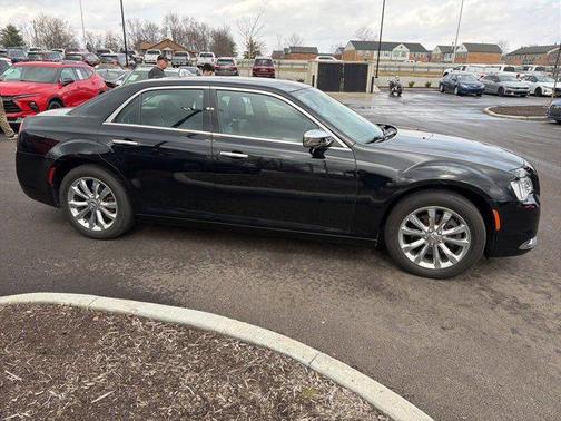 2017 Chrysler 300C Base