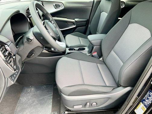 2025 Kia Soul S