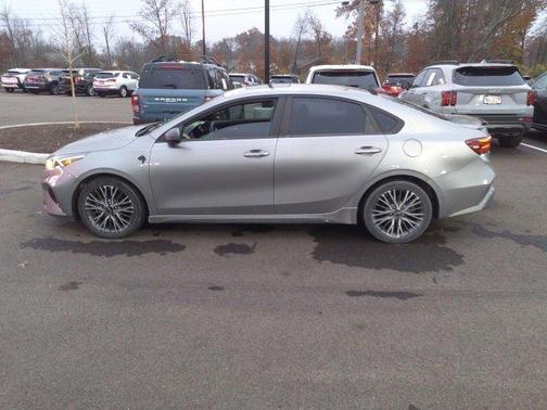 2022 Kia Forte GT-Line