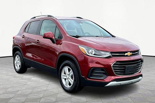 Crimson Metallic 2021 Chevrolet Trax LT