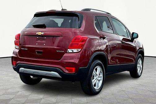 Crimson Metallic 2021 Chevrolet Trax LT