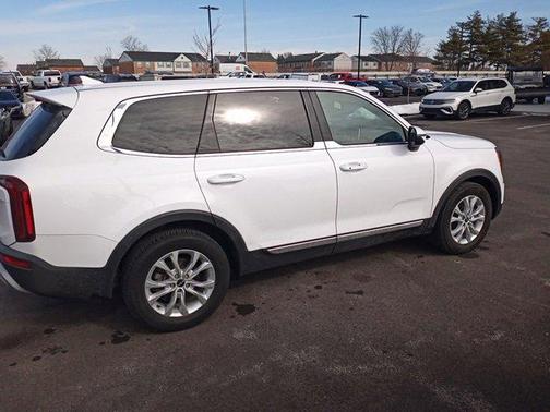 2022 Kia Telluride LX