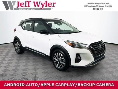 2021 Nissan Kicks SR