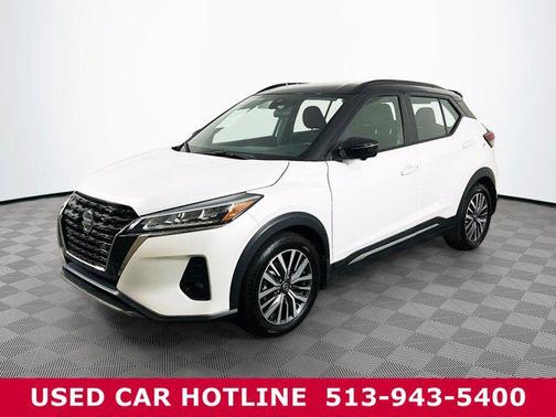 2021 Nissan Kicks SR