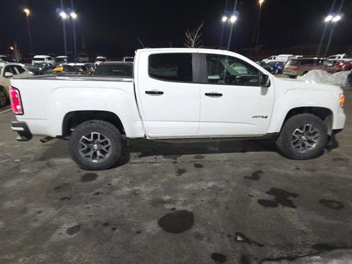 2022 GMC Canyon AT4