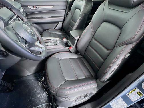 2025 Mazda CX-5 Carbon Edition