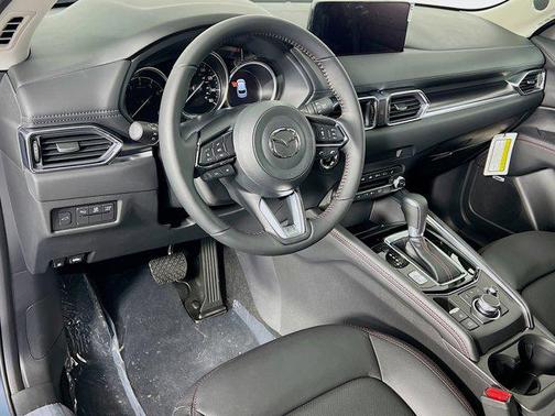 2025 Mazda CX-5 Carbon Edition