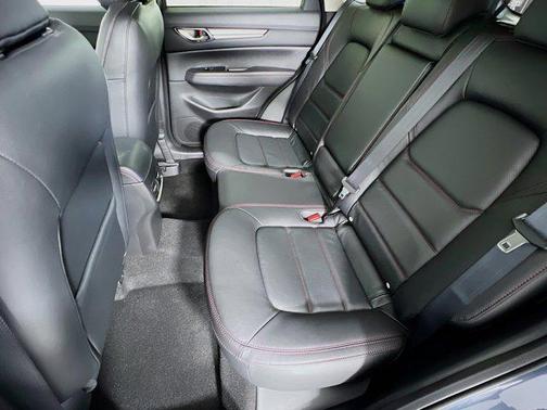 2025 Mazda CX-5 Carbon Edition