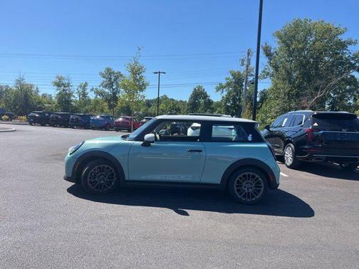 2025 MINI Hardtop Cooper