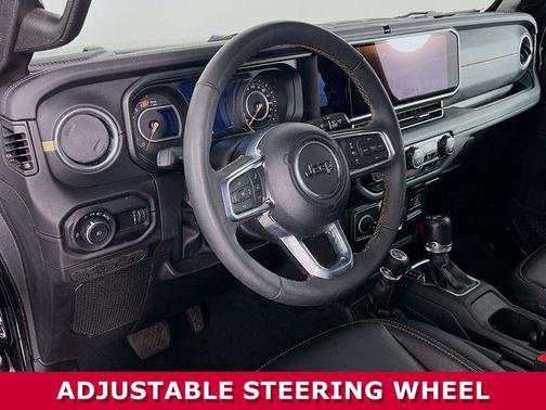2024 Jeep Wrangler 4-Door Sahara 4x4