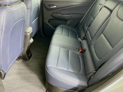 2023 Chevrolet Bolt EUV FWD LT