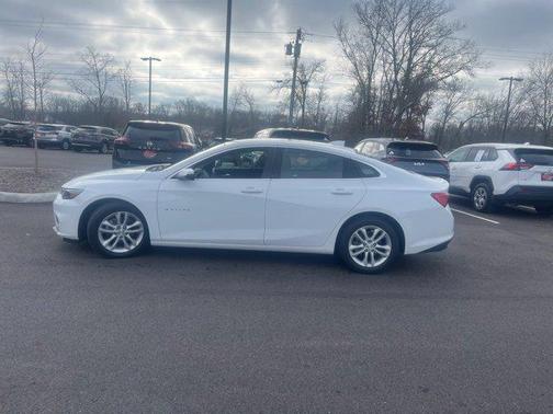 2018 Chevrolet Malibu Hybrid Base