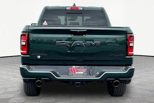 Serrano Green Metallic 2026 RAM 1500 Big Horn/Lone Star