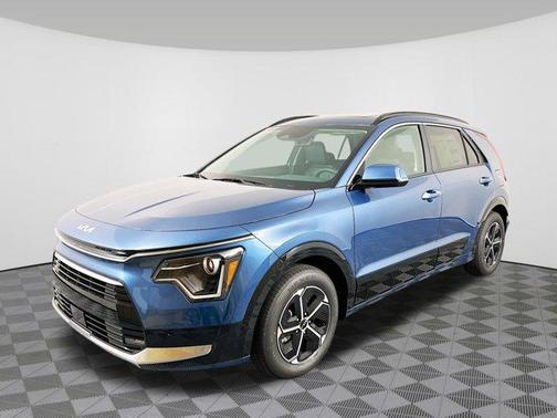2025 Kia Niro SX
