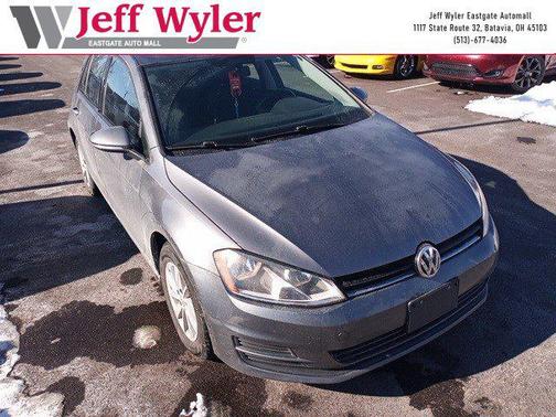 2017 Volkswagen Golf 