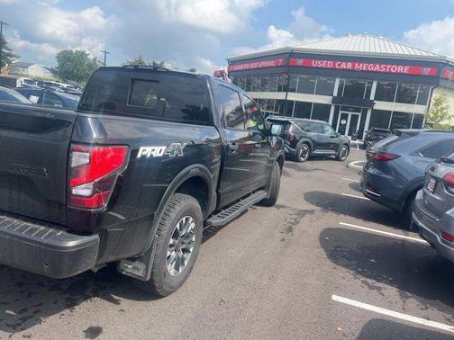 2024 Nissan Titan PRO-4X