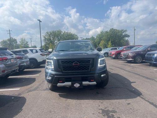 2024 Nissan Titan PRO-4X