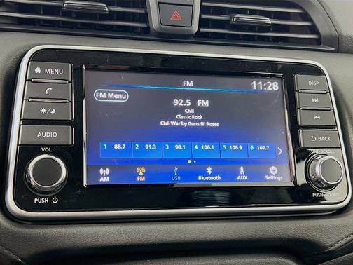 2025 Nissan Versa 1.6 S