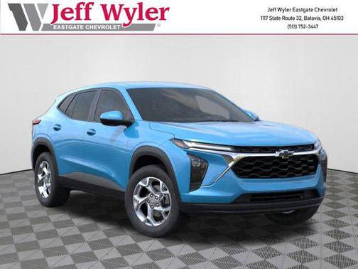 2025 Chevrolet Trax LS