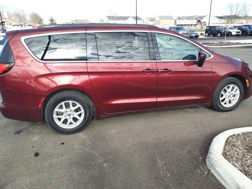 2020 Chrysler Voyager LXI