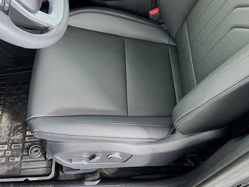 2025 Hyundai SANTA FE SEL 2.4