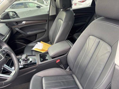 2023 Audi Q5 45 S line Premium Plus