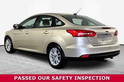 White Gold 2018 Ford Focus SE