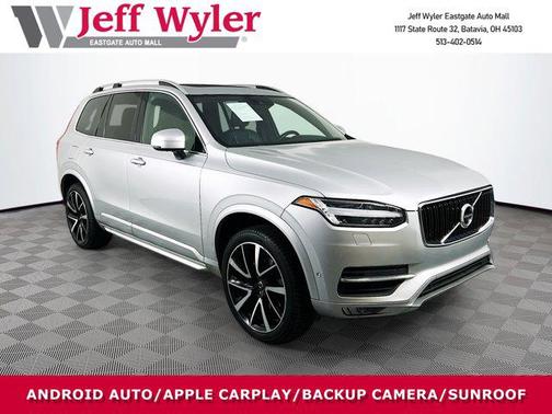 2018 Volvo XC90 T6 Momentum