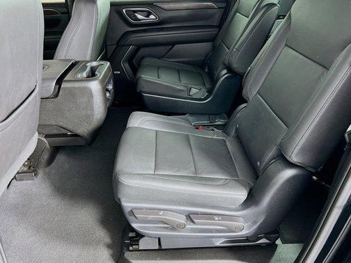 2023 Chevrolet Suburban 4WD Z71