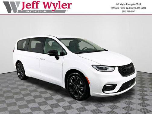 2026 Chrysler Pacifica L