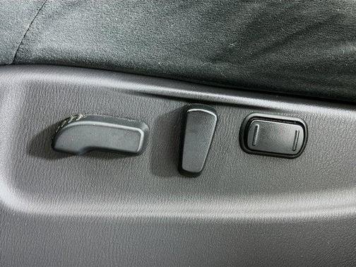 2017 Nissan Armada SV