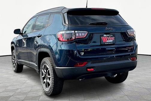 Fathom Blue Pearl Coat 2026 Jeep Compass Trailhawk