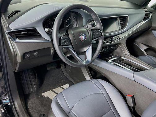 2022 Buick Enclave AWD Essence