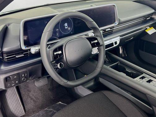 2025 Hyundai IONIQ 6 SE