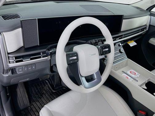 2025 Hyundai SANTA FE SE
