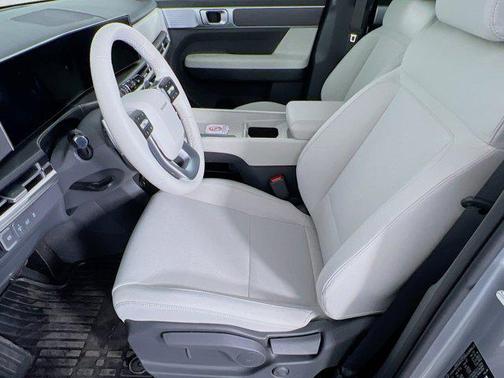 2025 Hyundai SANTA FE SE
