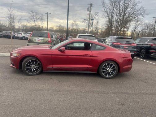 2017 Ford Mustang EcoBoost