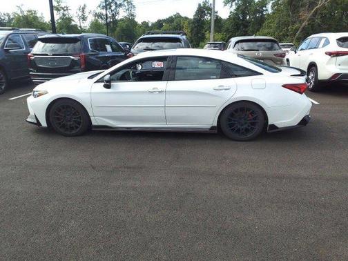 2020 Toyota Avalon TRD