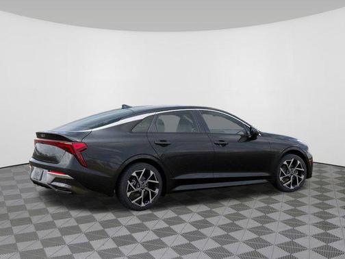 2026 Kia K5 EX