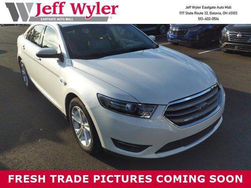 2017 Ford Taurus SEL