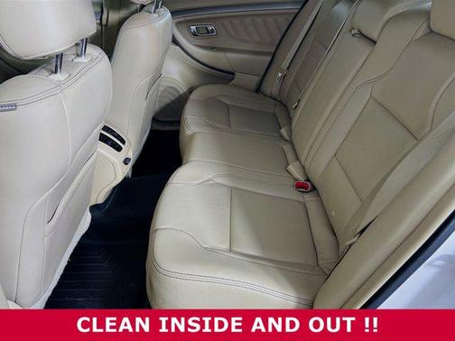 2017 Ford Taurus SEL