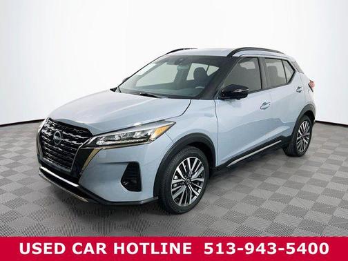 2023 Nissan Kicks SR