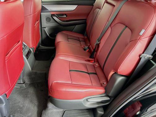 2025 Mazda CX-70 PHEV Premium Plus Package