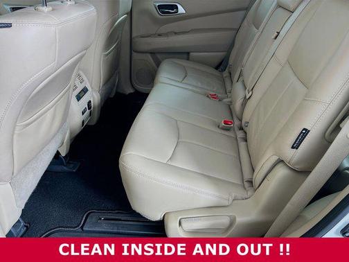 2020 Nissan Pathfinder SL 4WD