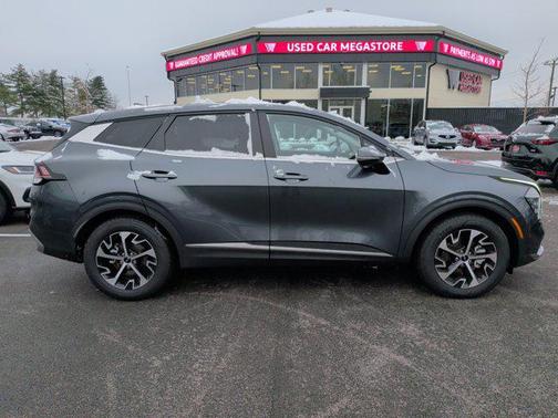 2024 Kia Sportage EX