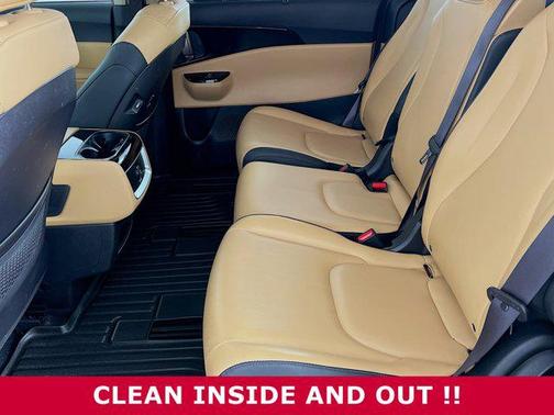 2022 Kia Carnival EX