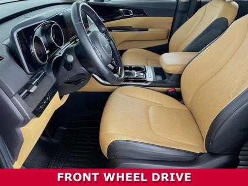 2022 Kia Carnival EX