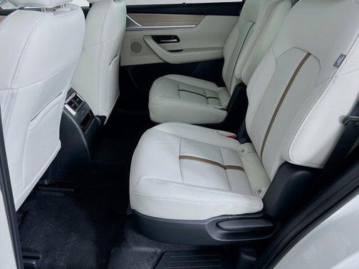 2026 Mazda CX-90 PHEV Premium Plus