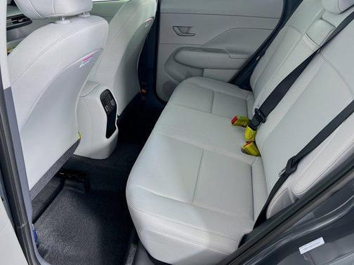 2025 Hyundai KONA SEL Convenience