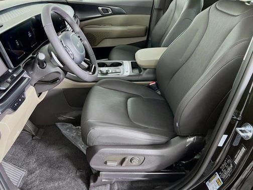 2026 Kia Carnival Hybrid LXS